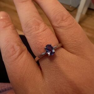 Elegant Silver and genuine Tanzanite Ring